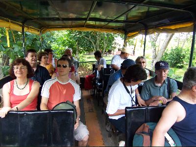 Groupe dans le camion