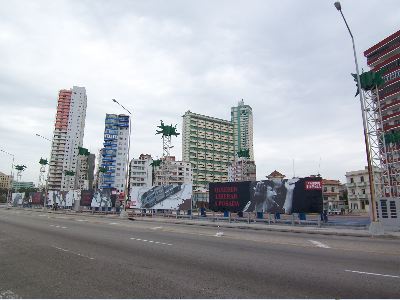 Affiches anti-imp&eacute;rialistes